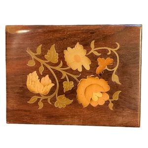 Sanko Music Box Anniversary Waltz